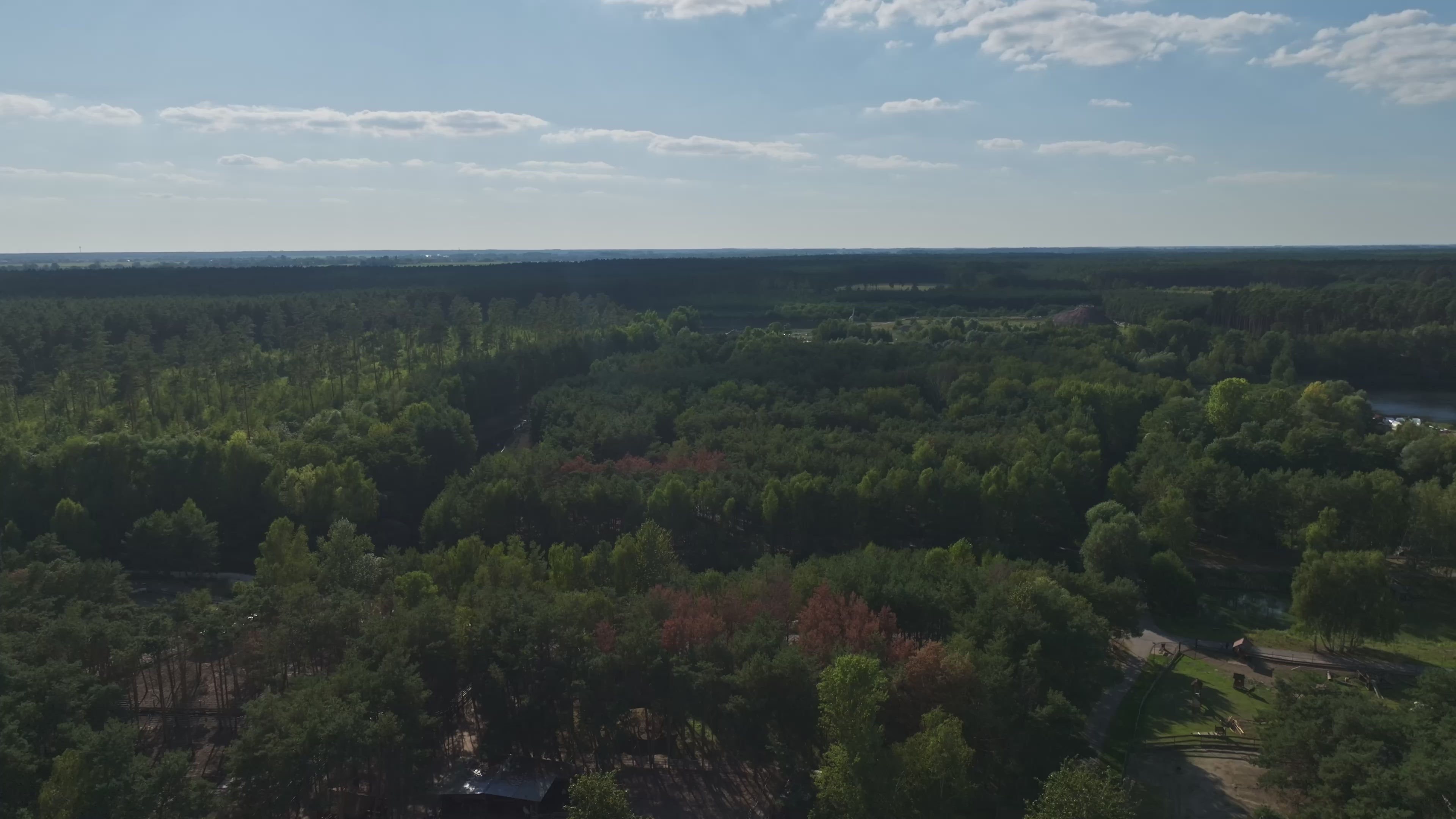 Aerial view of Tier-, Freizeit- und Saurierpark Germendorf in Oranienburg.